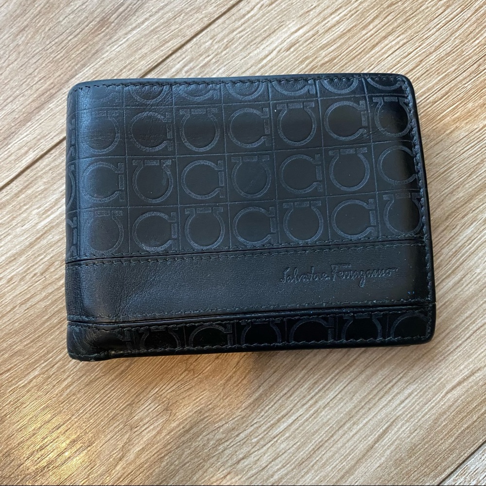 Salvatore Ferragamo Black Iconic logo Wallet